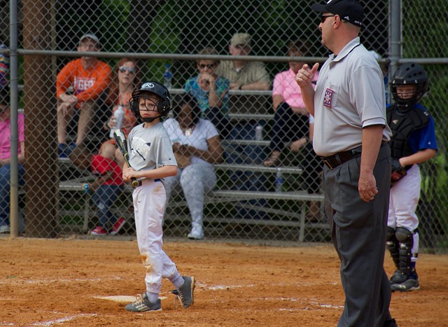 及其潜在影 及其潜在影